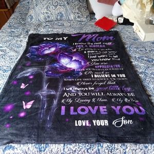 Meet your Posher, Lori